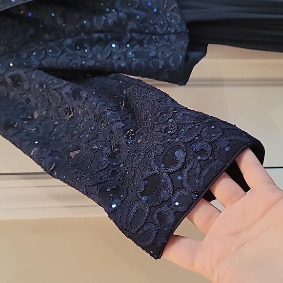 R & M Collection 2 Piece Formal - Picture 2 of 16